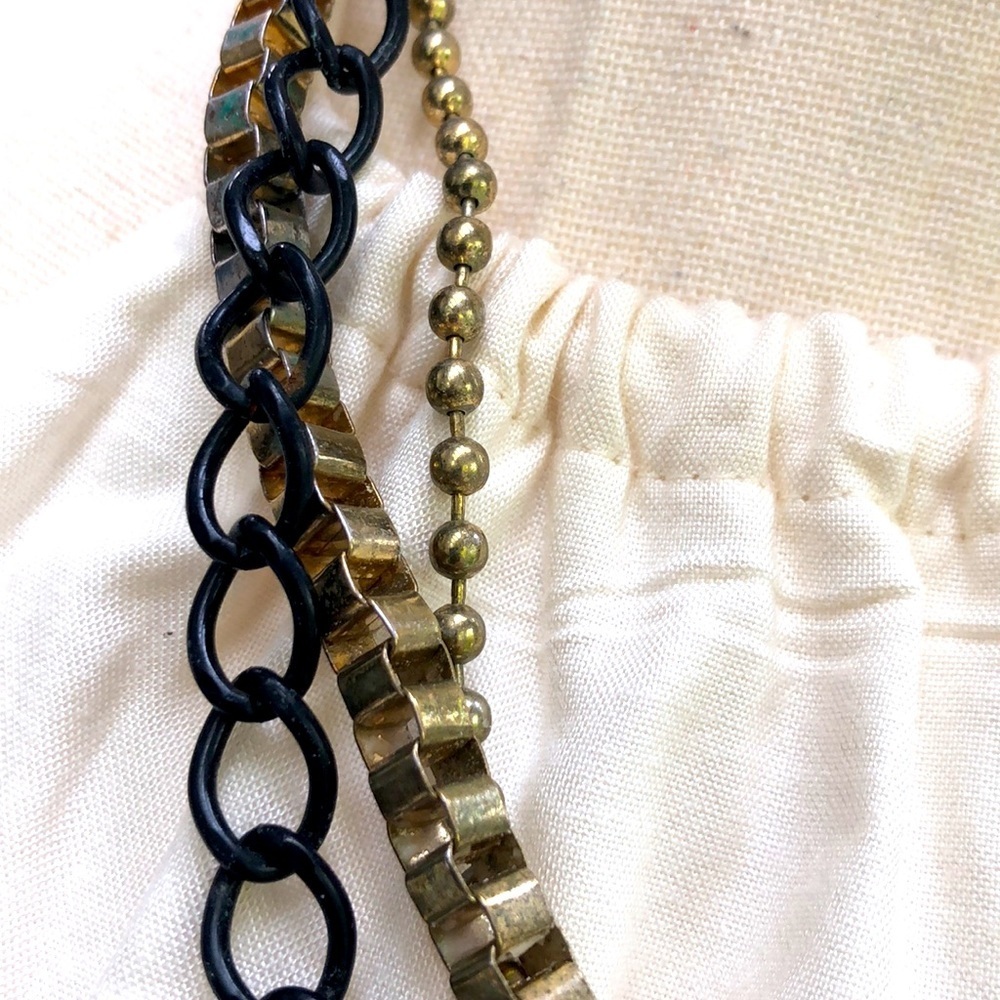 VTG Multi Strand Necklace - Picture 3 of 7
